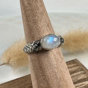 Solid 925 Sterling Silver Rainbow Moonstone Gemstone Ring Size 7